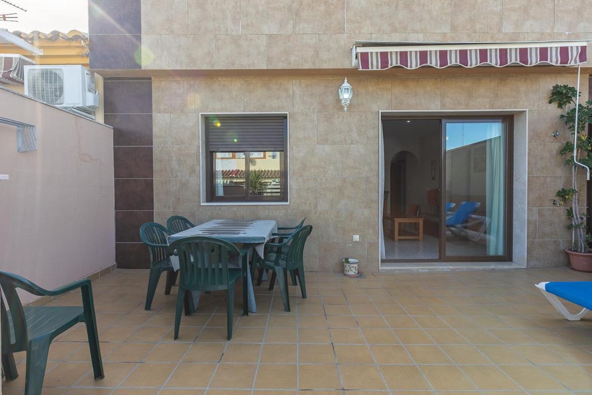 Apartamentos Guerrero Torre Del Mar Exteriér fotografie
