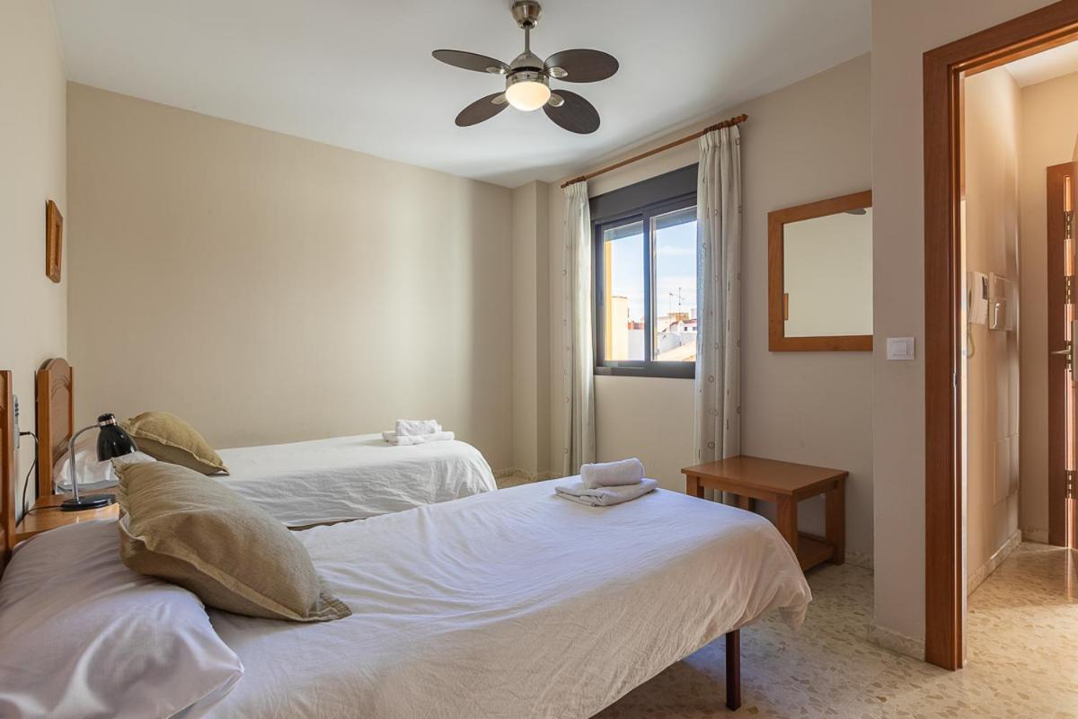 Apartamentos Guerrero Torre Del Mar Exteriér fotografie