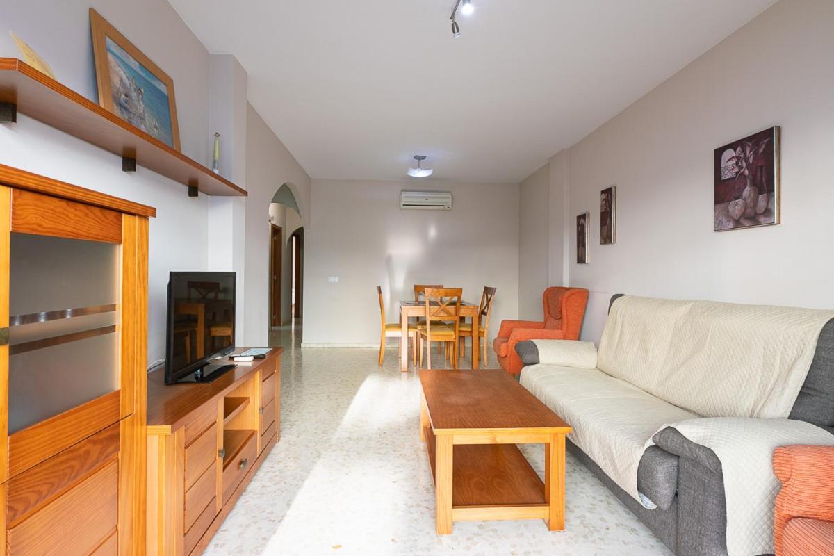 Apartamentos Guerrero Torre Del Mar Exteriér fotografie